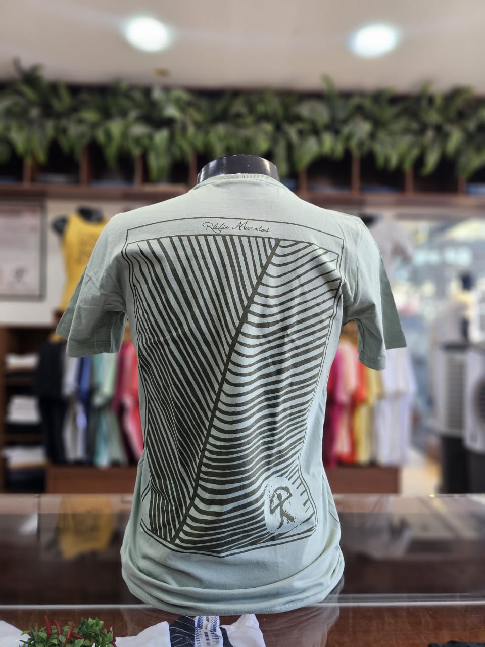 T-SHIRT FOLHA SAMAMBAIA